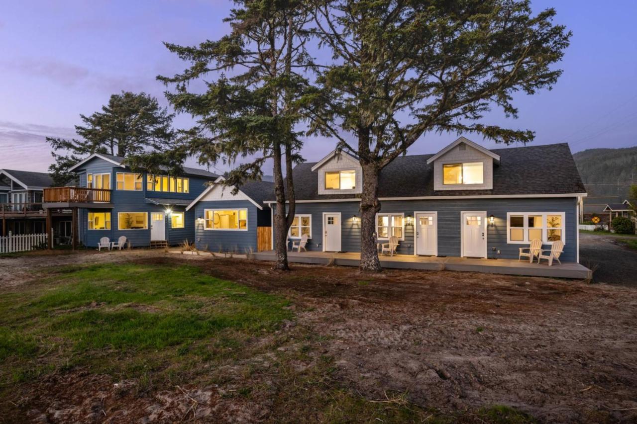 Ocean Rogue Inn Unit 12 Рокуэй-Бич Экстерьер фото