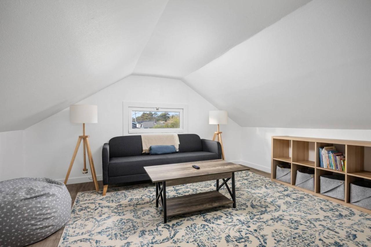 Ocean Rogue Inn Unit 12 Рокуэй-Бич Экстерьер фото